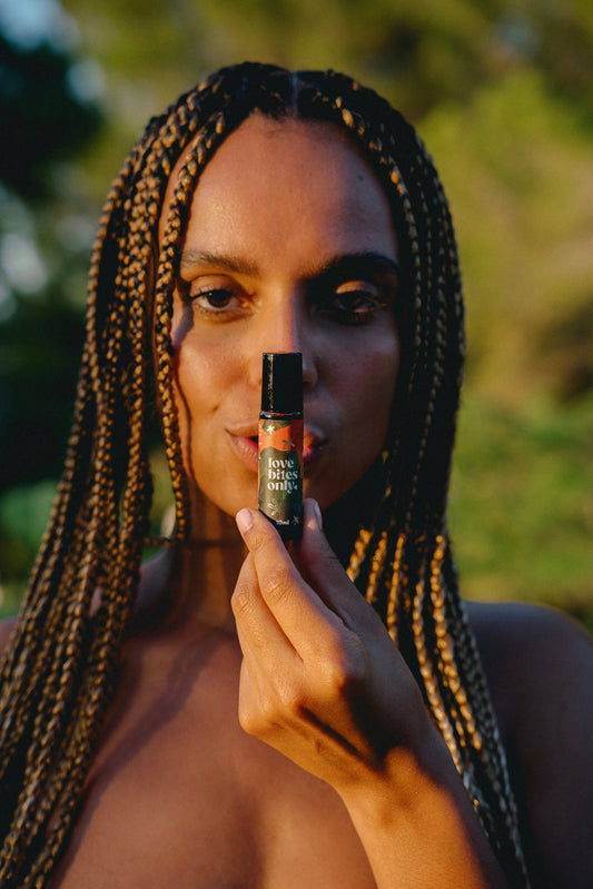Essential Oils – Combatting Synthetic Fragrance